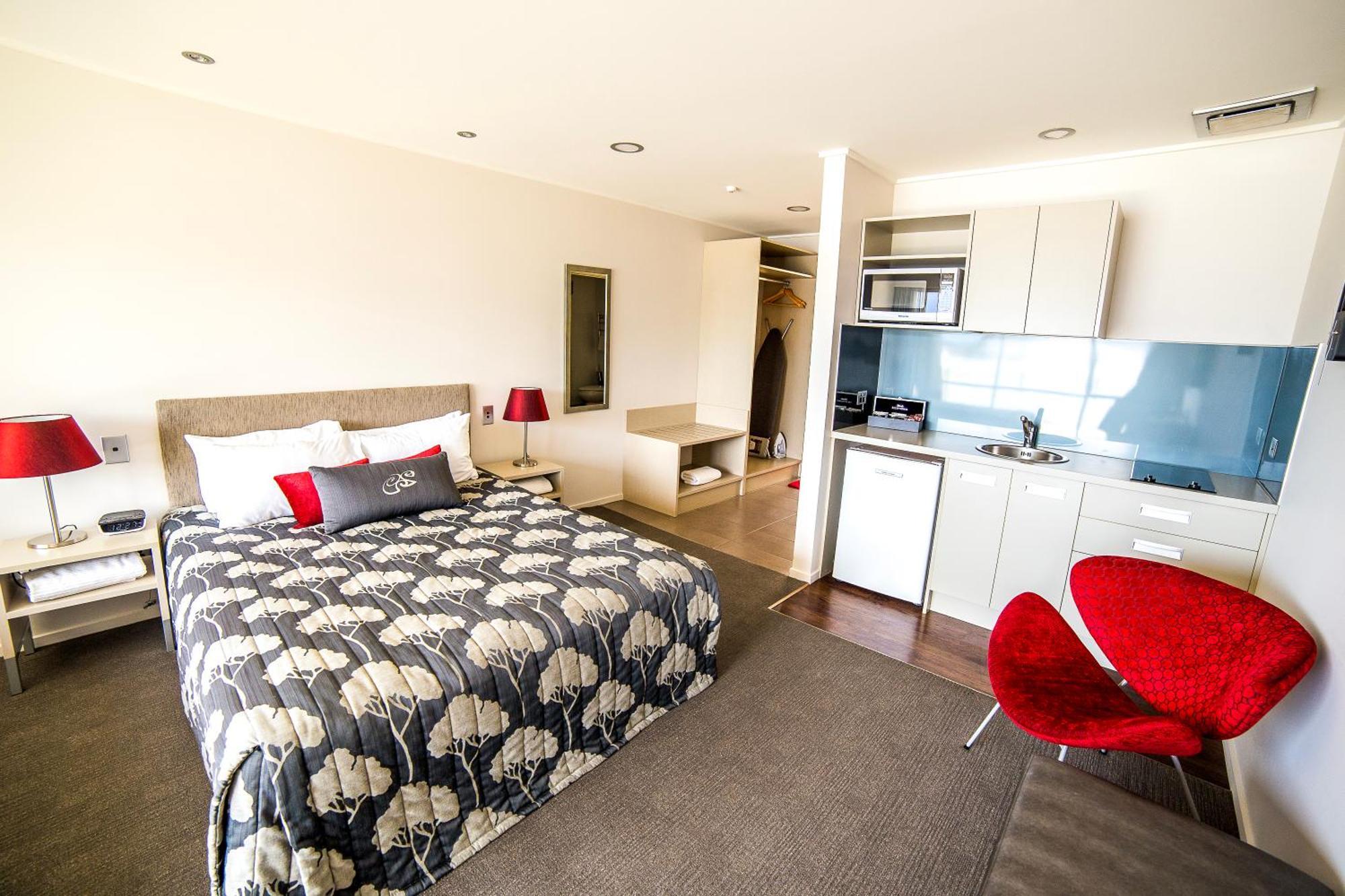 Marakura Deluxe Motel Te Anau Dış mekan fotoğraf