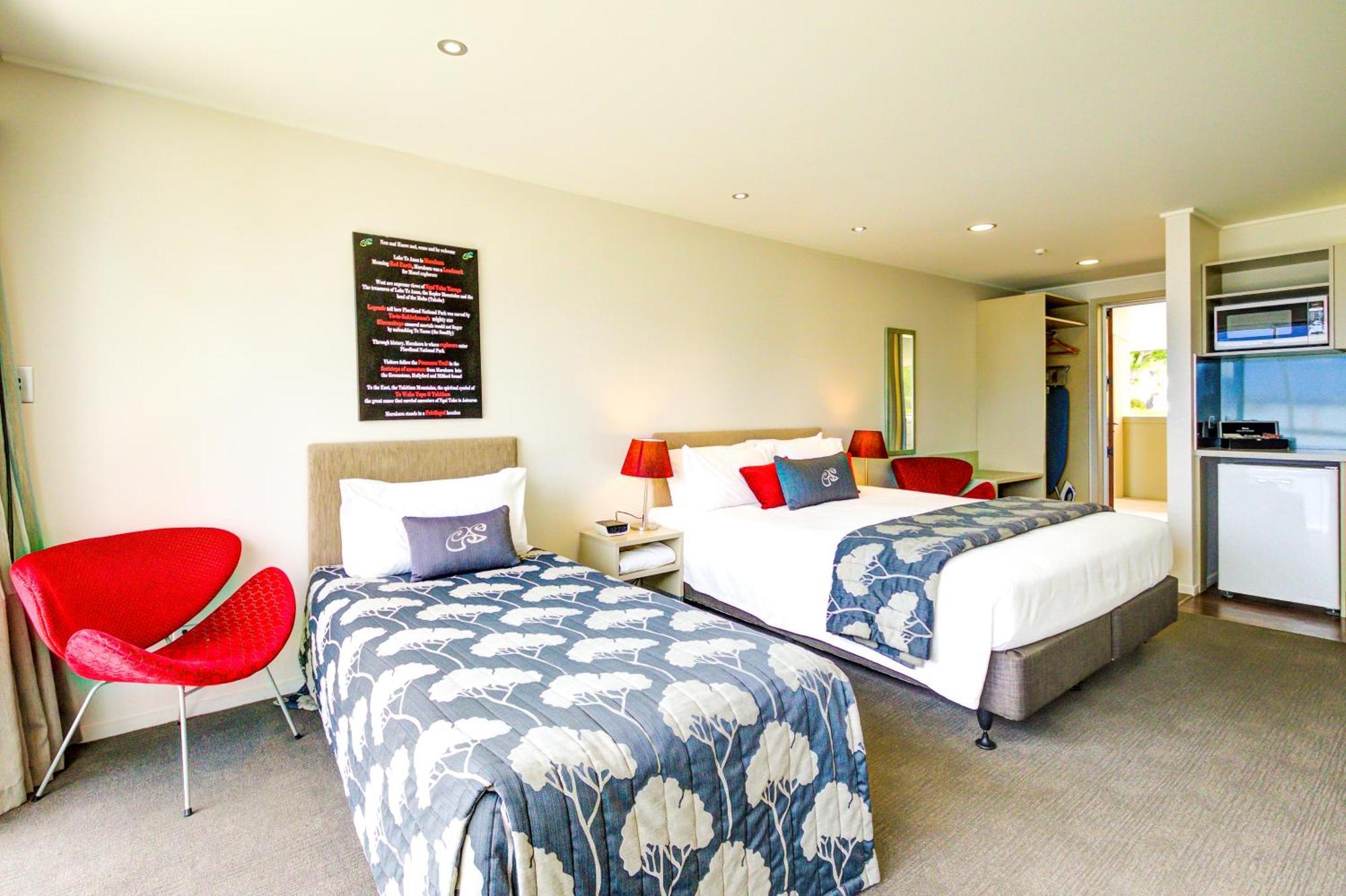 Marakura Deluxe Motel Te Anau Dış mekan fotoğraf