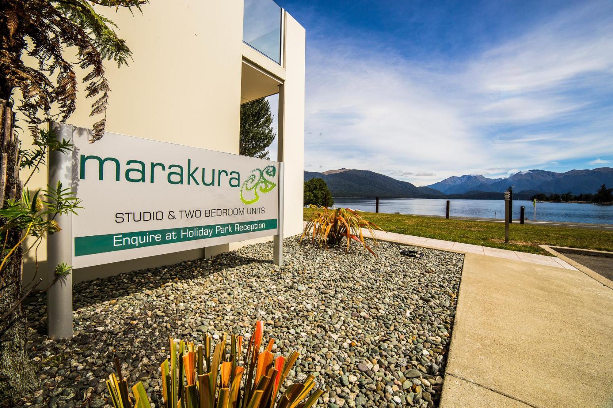 Marakura Deluxe Motel Te Anau Dış mekan fotoğraf