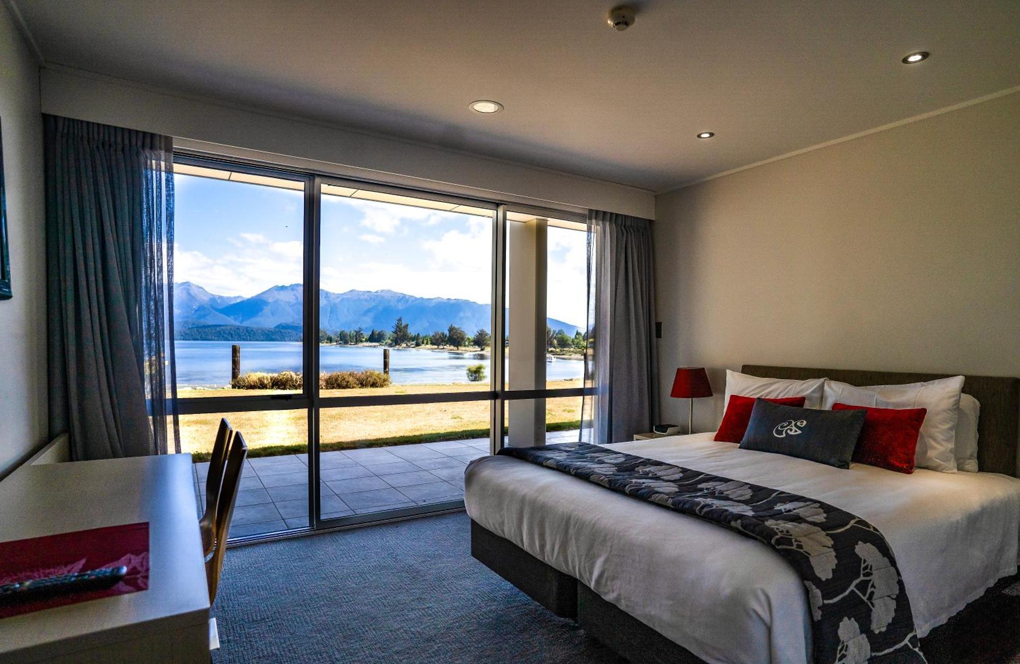 Marakura Deluxe Motel Te Anau Dış mekan fotoğraf