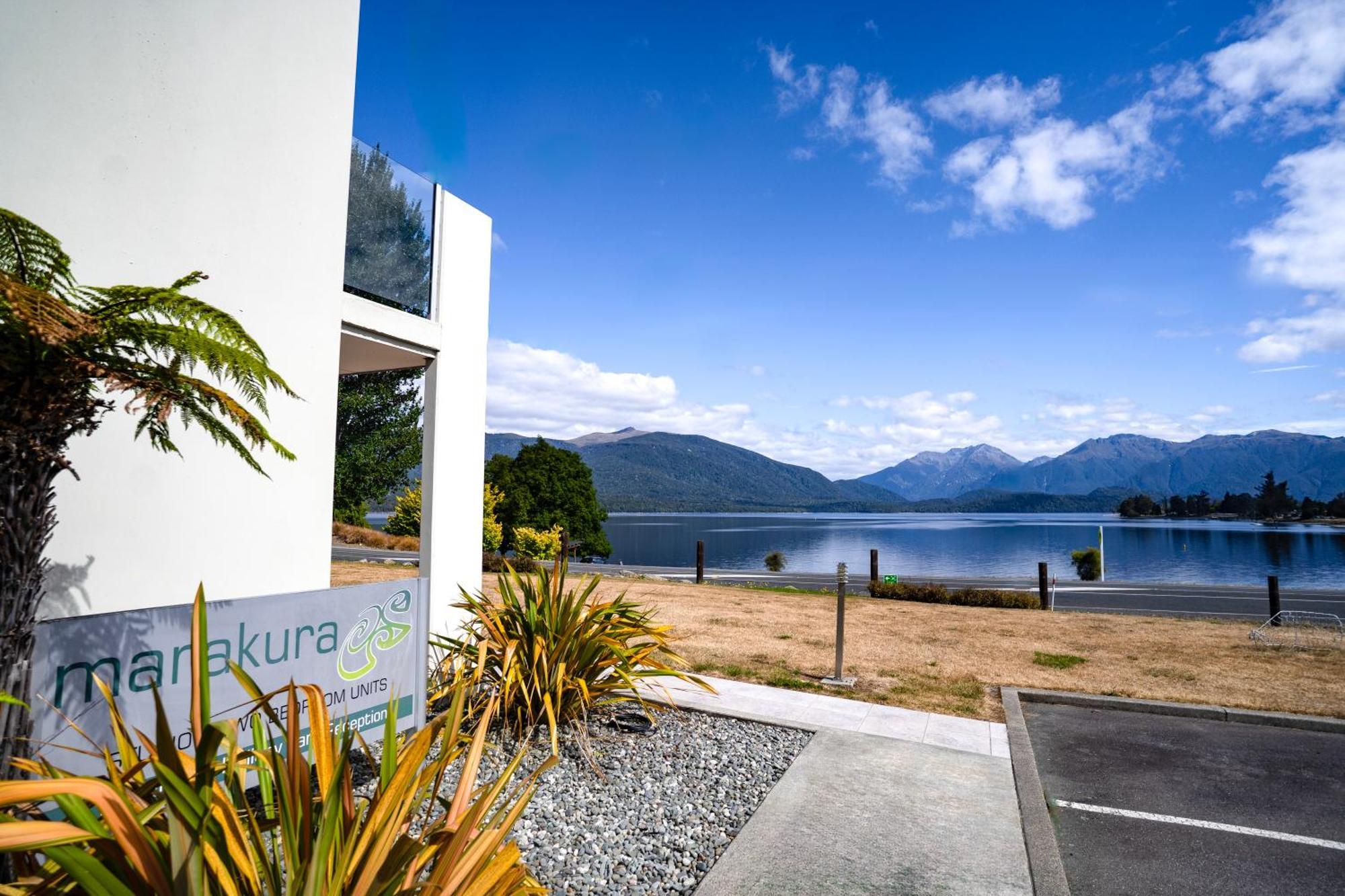 Marakura Deluxe Motel Te Anau Dış mekan fotoğraf