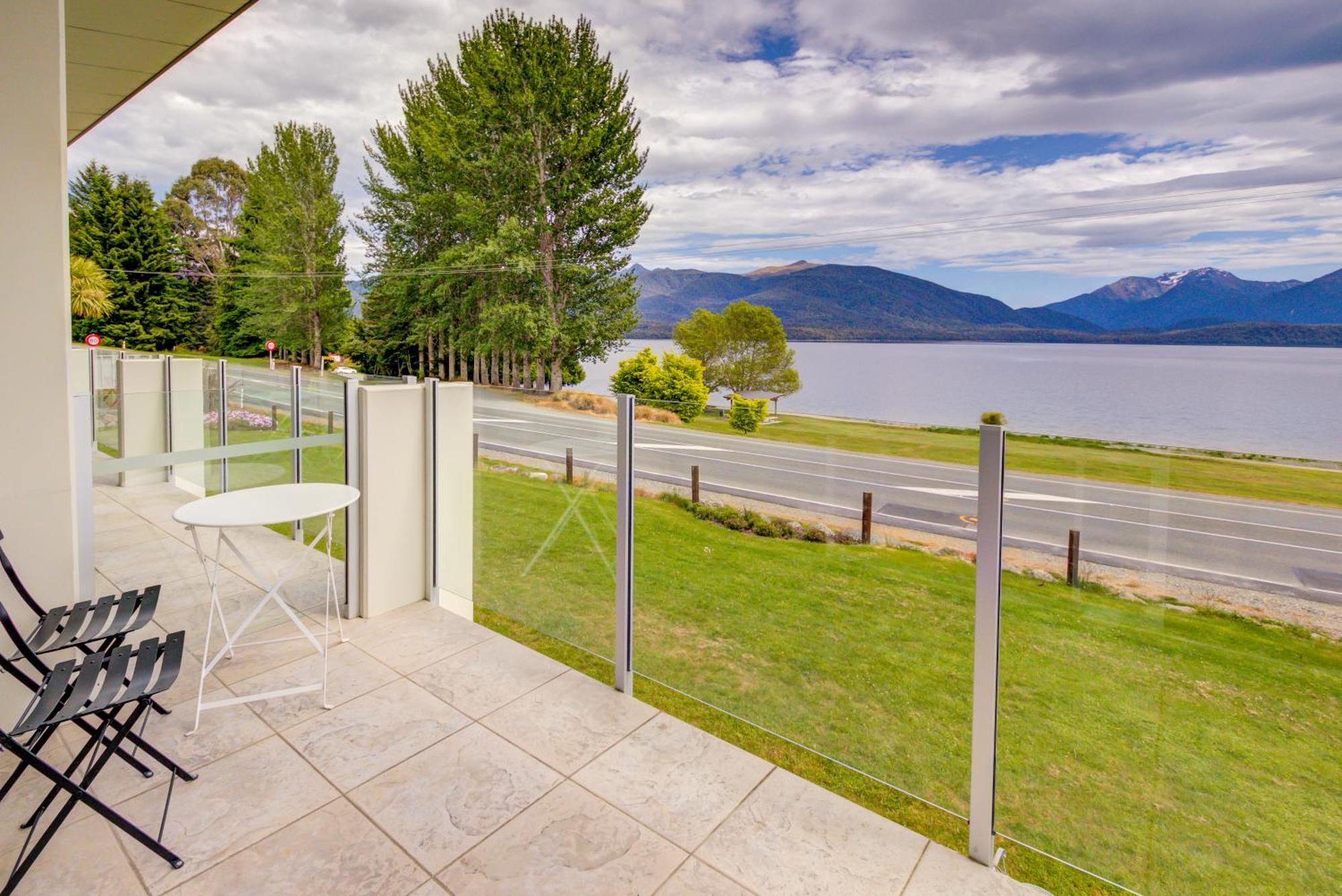 Marakura Deluxe Motel Te Anau Dış mekan fotoğraf